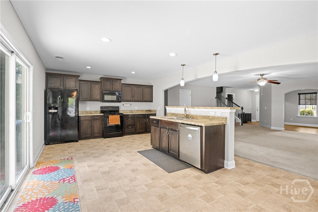 118 Bridgewood Drive Springfield, GA 31329 - Photo 9 of 27