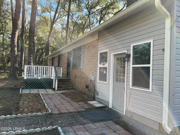 $320,000 | 1610 Columbia Drive, Beaufort, SC 29906