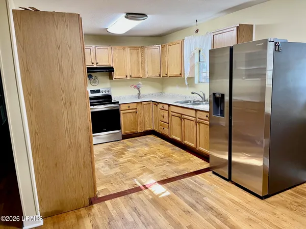 $320,000 | 1610 Columbia Drive, Beaufort, SC 29906