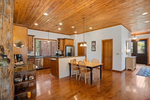 $2,595,000 | 45 Creek Cove, Crested Butte, CO 81224