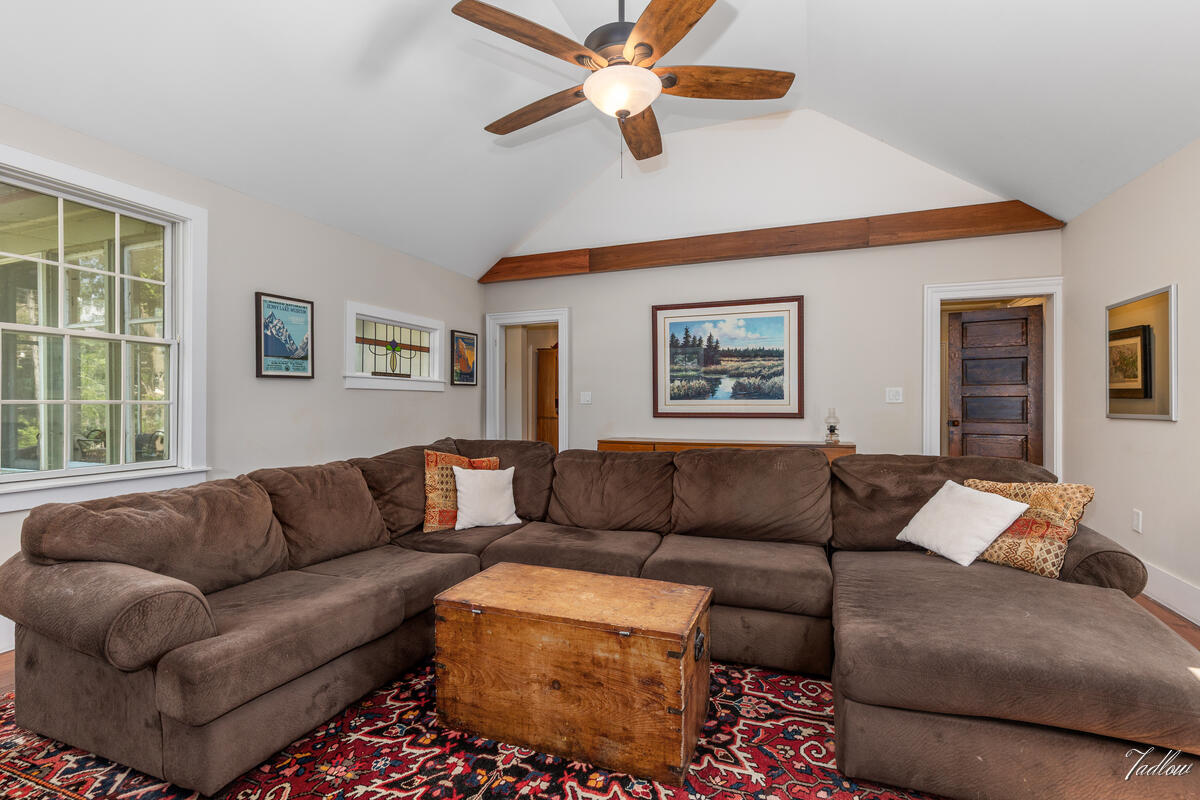 34 South Spring Street Douglas, MI 49406 - Photo 15 of 56 34-South-Spring_010