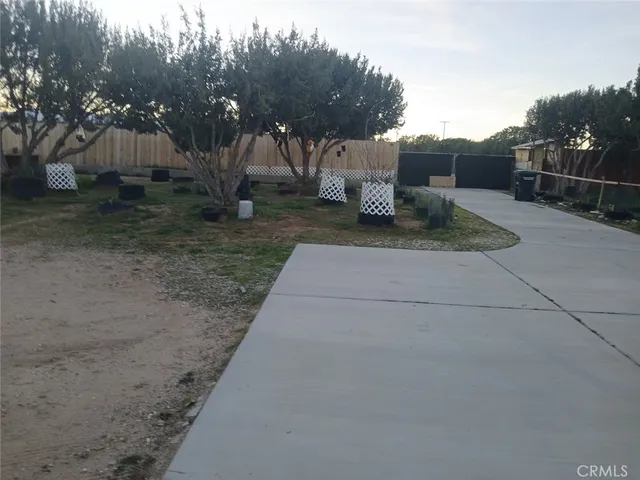 $375,000 | 7773 Kuki Street, Oak Hills, CA 92344