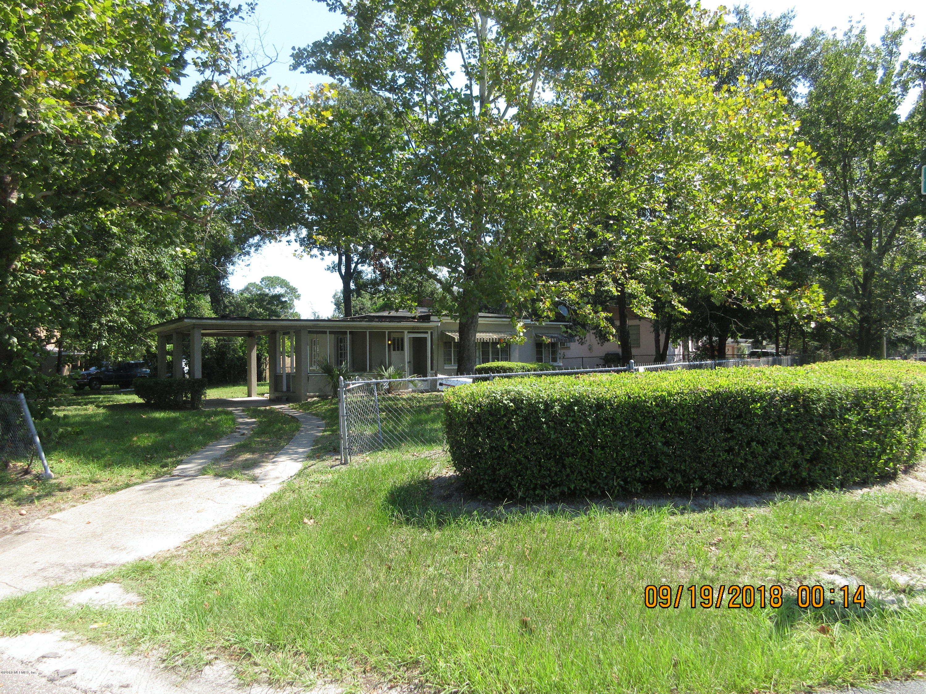 8211 Merivale Road, Unit 1A Jacksonville, FL 32208 - Photo 11 of 52 Corner Lot