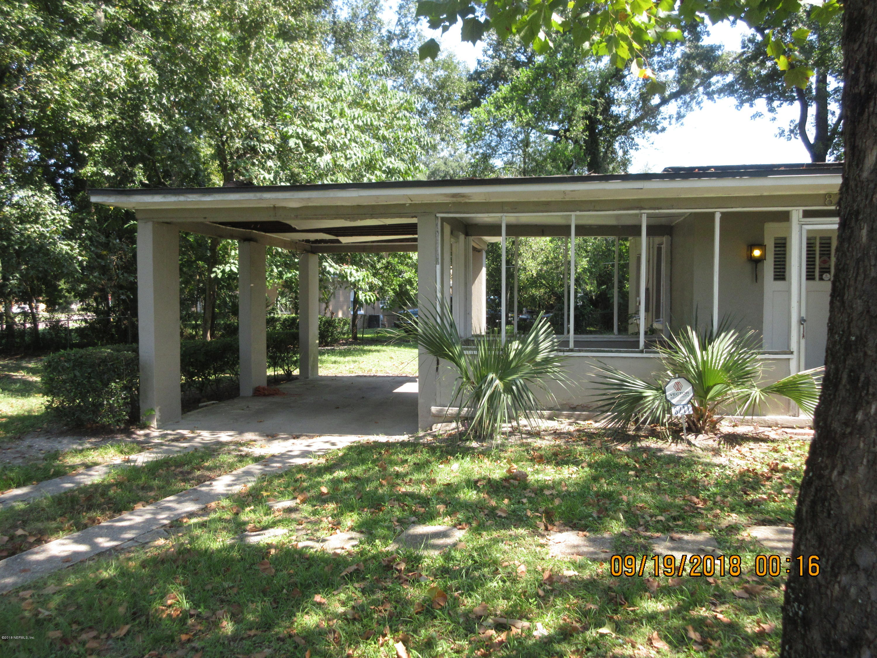 Carport