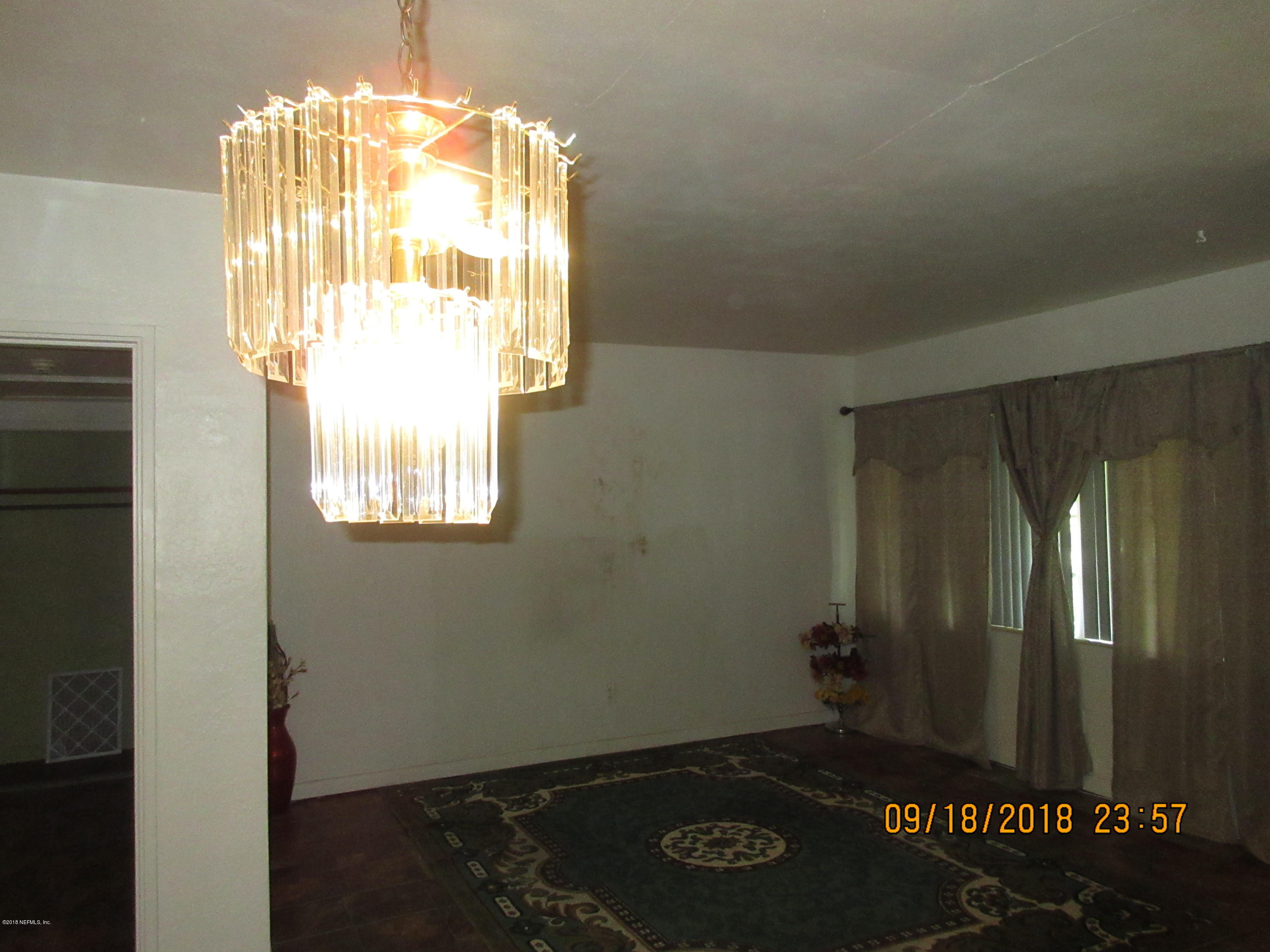 8211 Merivale Road, Unit 1A Jacksonville, FL 32208 - Photo 32 of 52 IMG_0033