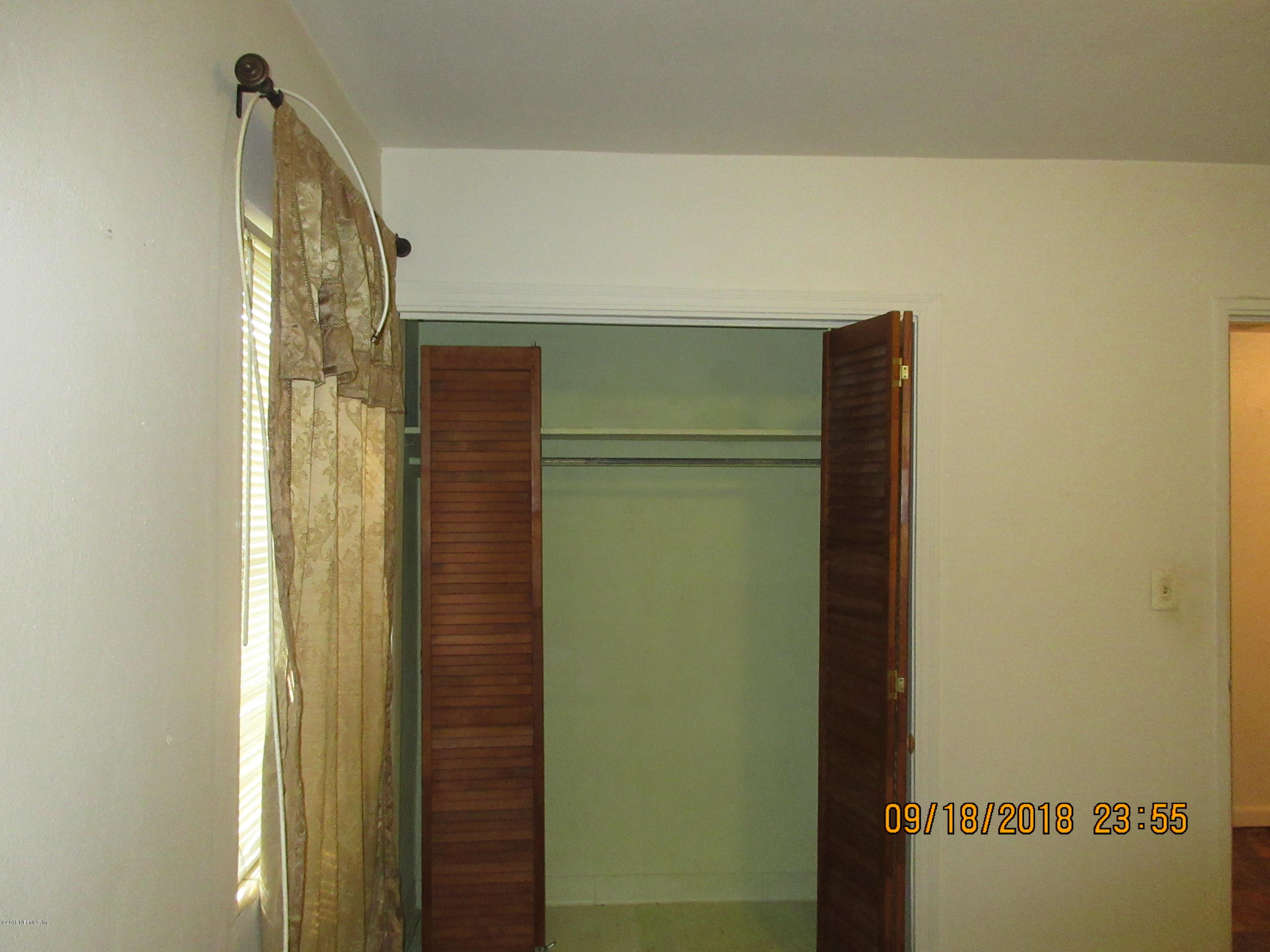 8211 Merivale Road, Unit 1A Jacksonville, FL 32208 - Photo 44 of 52 Bedroom 1