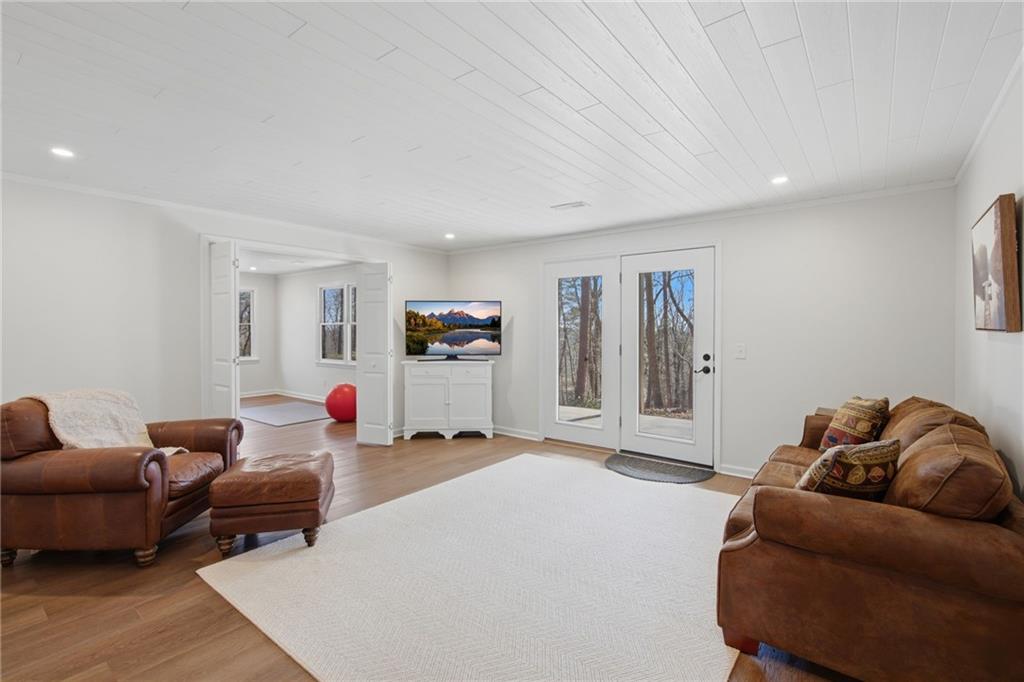 43 Morgan Walk Big Canoe, GA 30143 - Photo 27 of 66 a living room with furniture window and closet