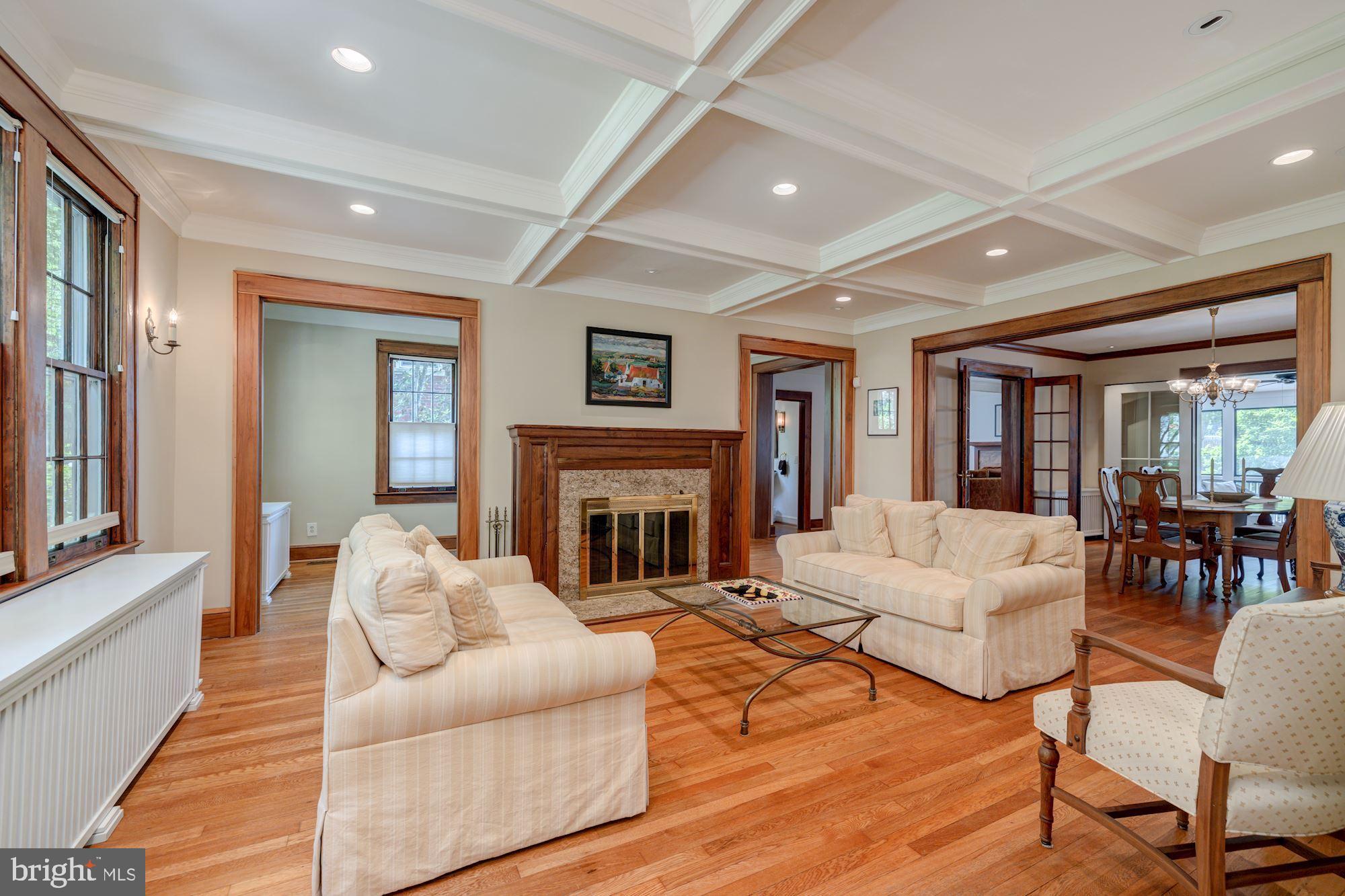 3932 Military Road Northwest Washington, DC 20015 - Photo 4 of 36 Living Room