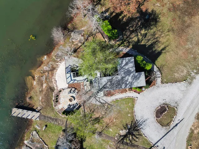 $575,000 | 19 Lillypad Lane, Tracy City, TN 37387