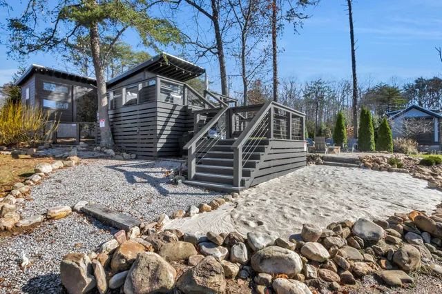 $575,000 | 19 Lillypad Lane, Tracy City, TN 37387