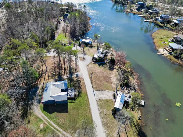 $575,000 | 19 Lillypad Lane, Tracy City, TN 37387