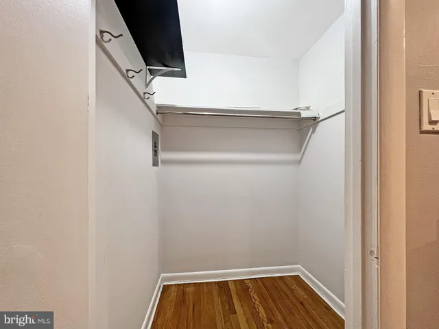 $2,600 | 5015 Sentinel Drive, Unit 81, Bethesda, MD 20816