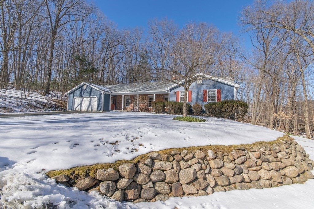476 Morgan Road West Springfield, MA 01089 - Photo 1 of 38