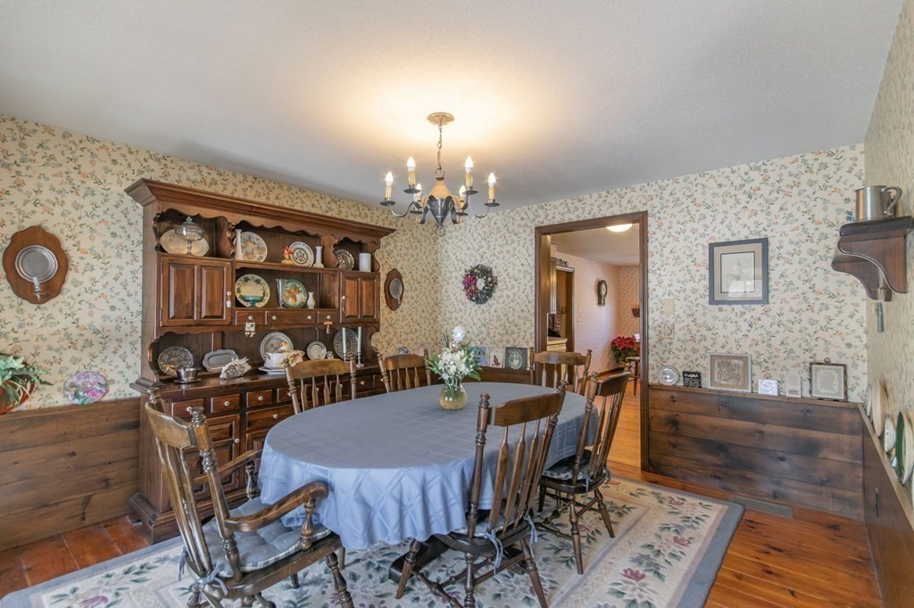 476 Morgan Road West Springfield, MA 01089 - Photo 15 of 38