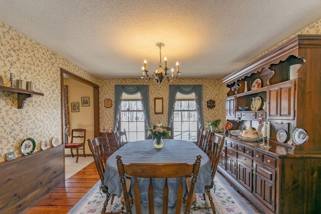 476 Morgan Road West Springfield, MA 01089 - Photo 16 of 38