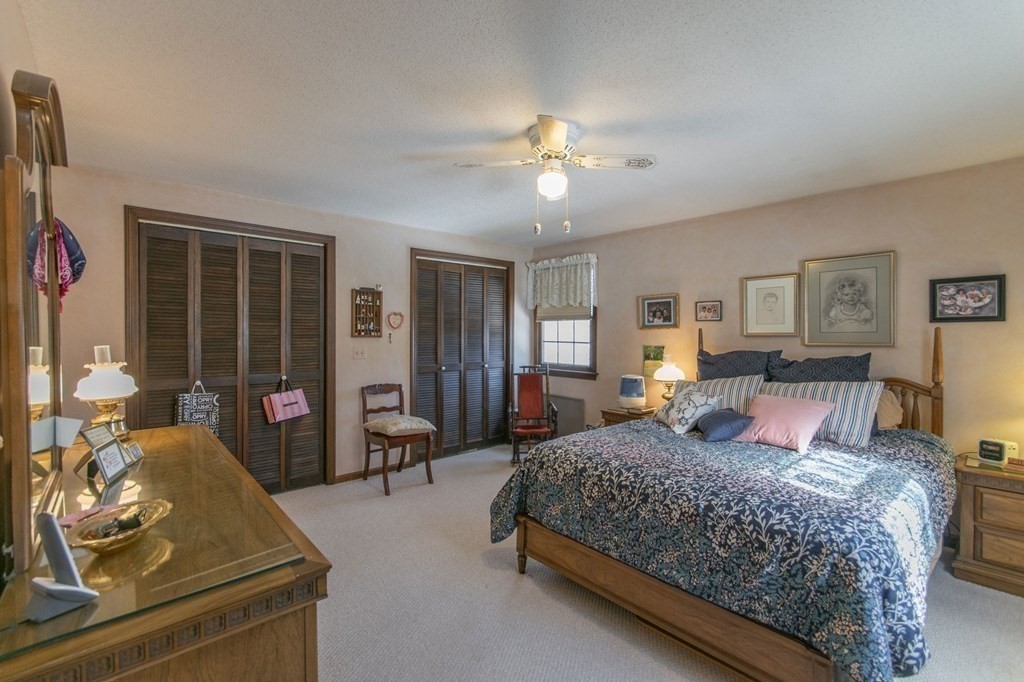 476 Morgan Road West Springfield, MA 01089 - Photo 24 of 38