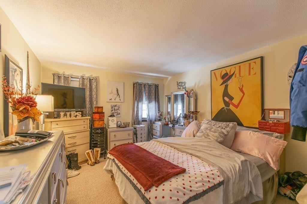 476 Morgan Road West Springfield, MA 01089 - Photo 27 of 38