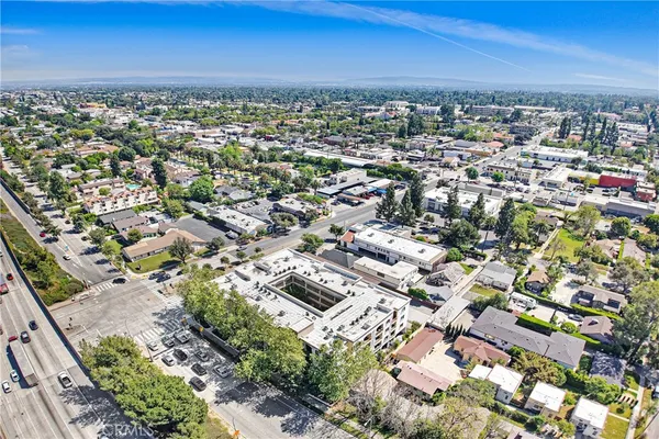 $680,000 | 333 North Hill Avenue, Unit 203, Pasadena, CA 91106
