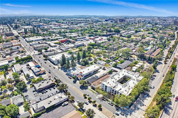 $680,000 | 333 North Hill Avenue, Unit 203, Pasadena, CA 91106