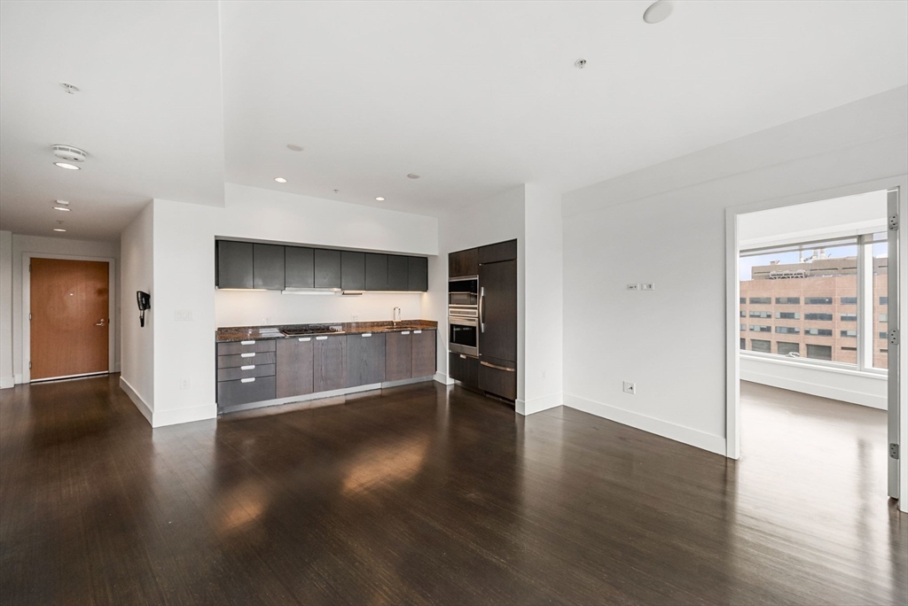 110 Stuart Street, Unit 19H Boston, MA 02116 - Photo 2 of 24