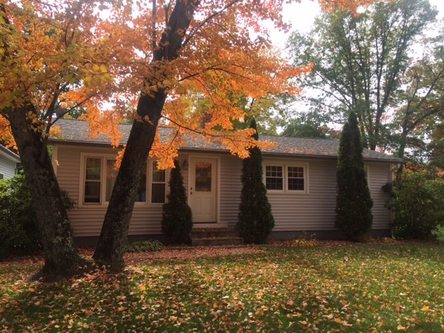 28 East Chamberlain Road Merrimack, NH 03054 - Photo 2 of 22