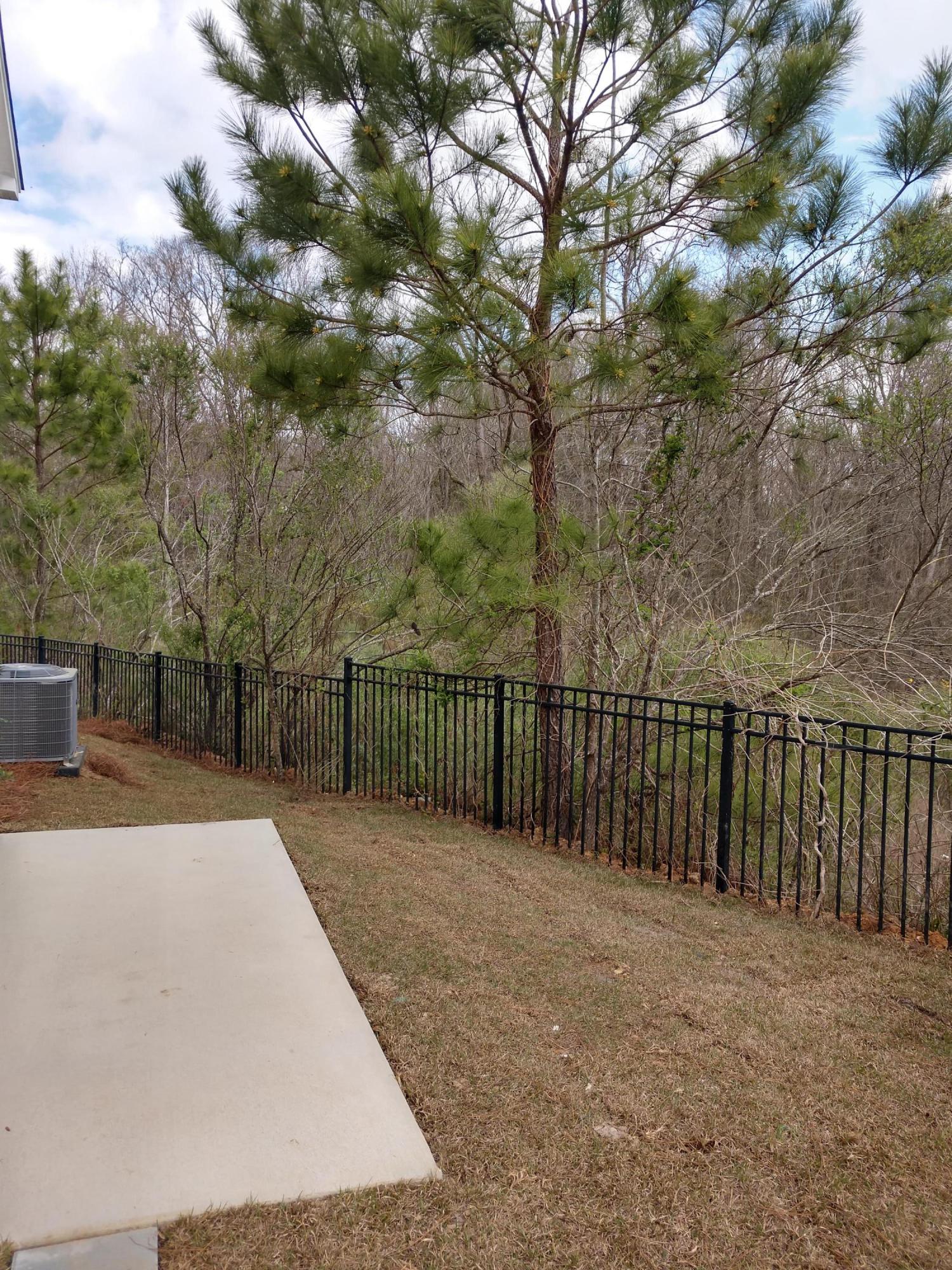397 Flyway Road, Unit 95 Goose Creek, SC 29445 - Photo 4 of 7 Private side yard