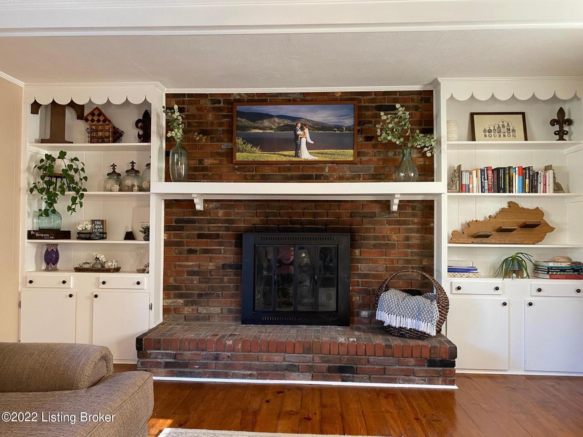 6508 Delton Road Louisville, KY 40258 - Photo 3 of 18 IMG_0157