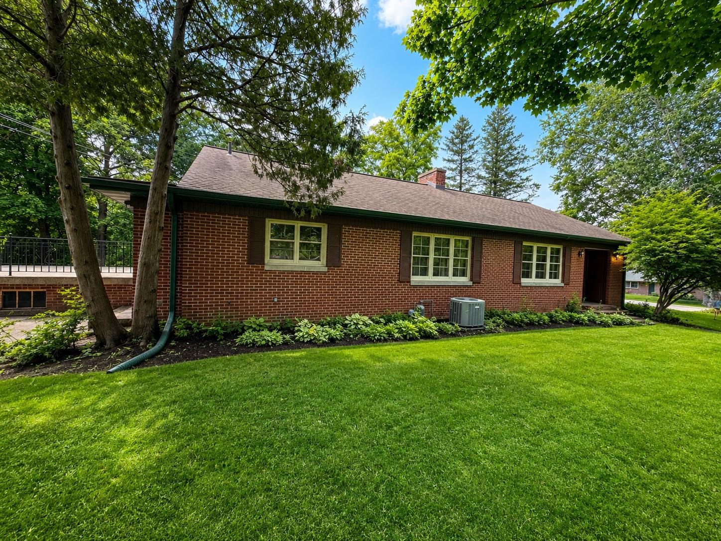 312 West Commerce Street Mineral Point, WI 53565 - Photo 2 of 23