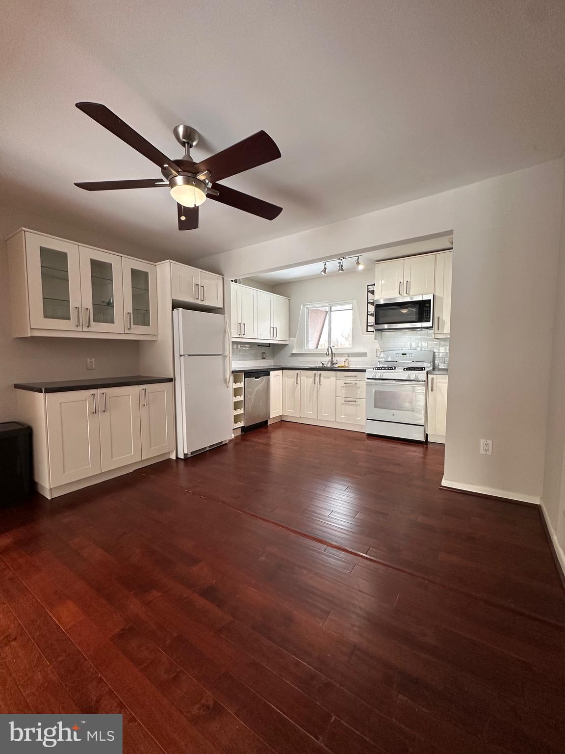 11625 Vantage Hill Road, Unit 22B Reston, VA 20190 - Photo 11 of 18