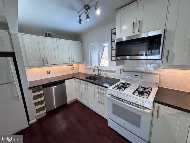 11625 Vantage Hill Road, Unit 22B Reston, VA 20190 - Photo 3 of 23