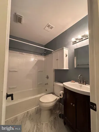 $2,450 | 11625 Vantage Hill Road, Unit 22B, Reston, VA 20190
