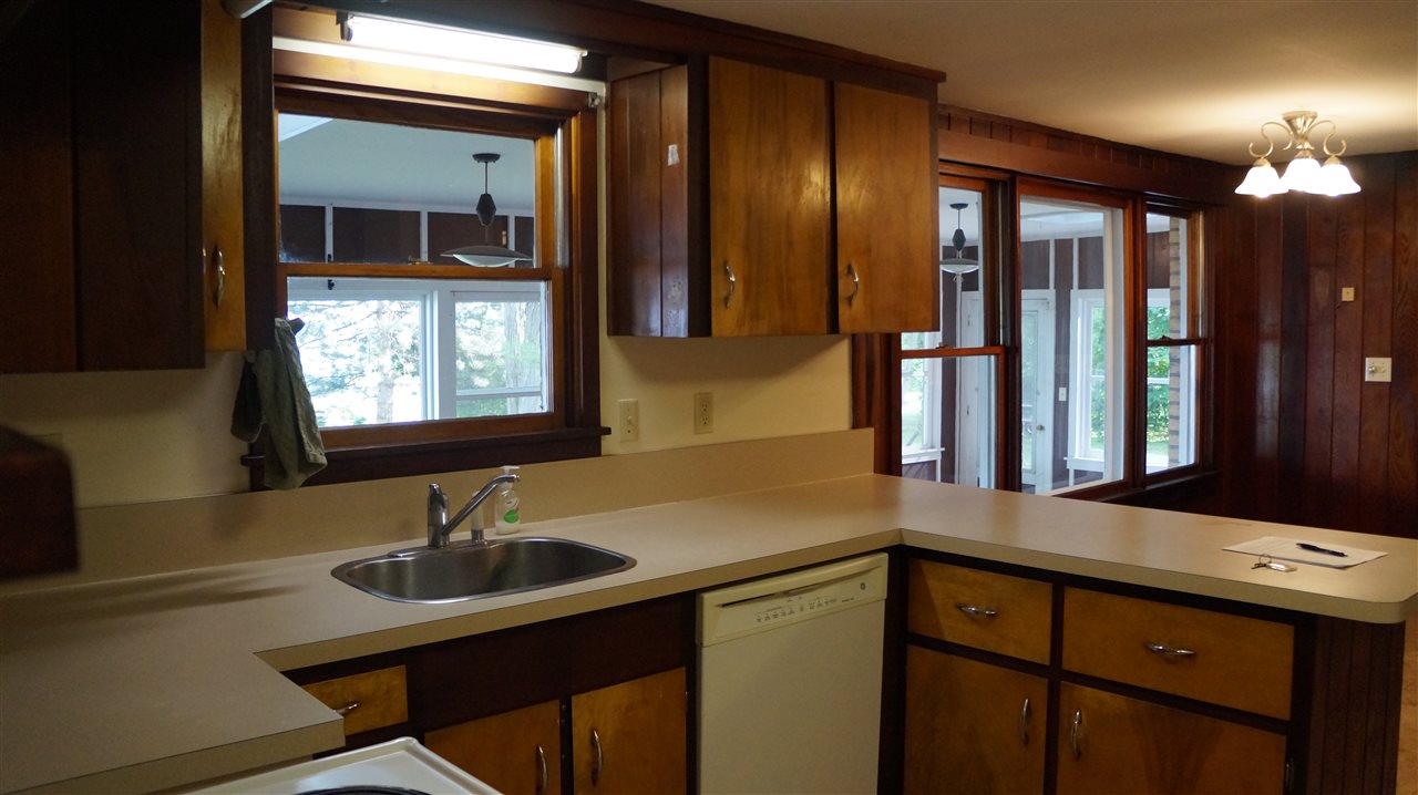 10093 Center Road Traverse City, MI 49686 - Photo 32 of 51 1819487-31.JPG