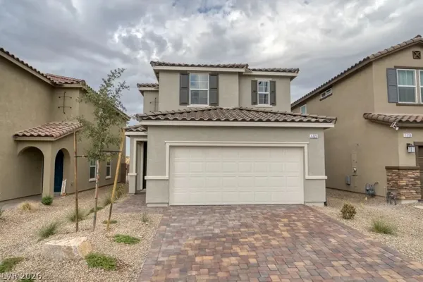 $3,000 | 1723 Sylvan Shire Avenue, North Las Vegas, NV 89086