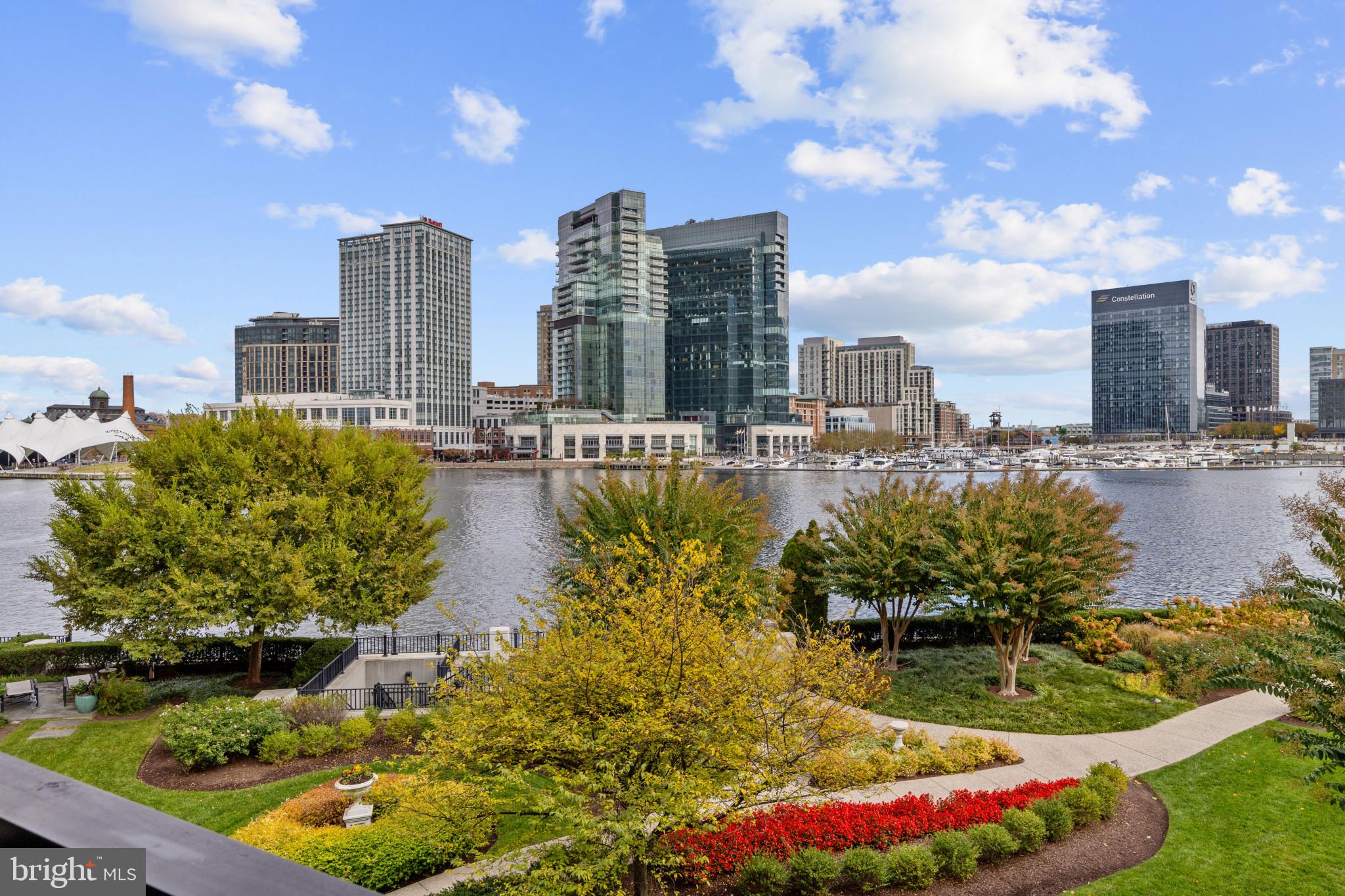 801 Key Highway, Unit 339 Baltimore, MD 21230 - Photo 18 of 44 a view of a city