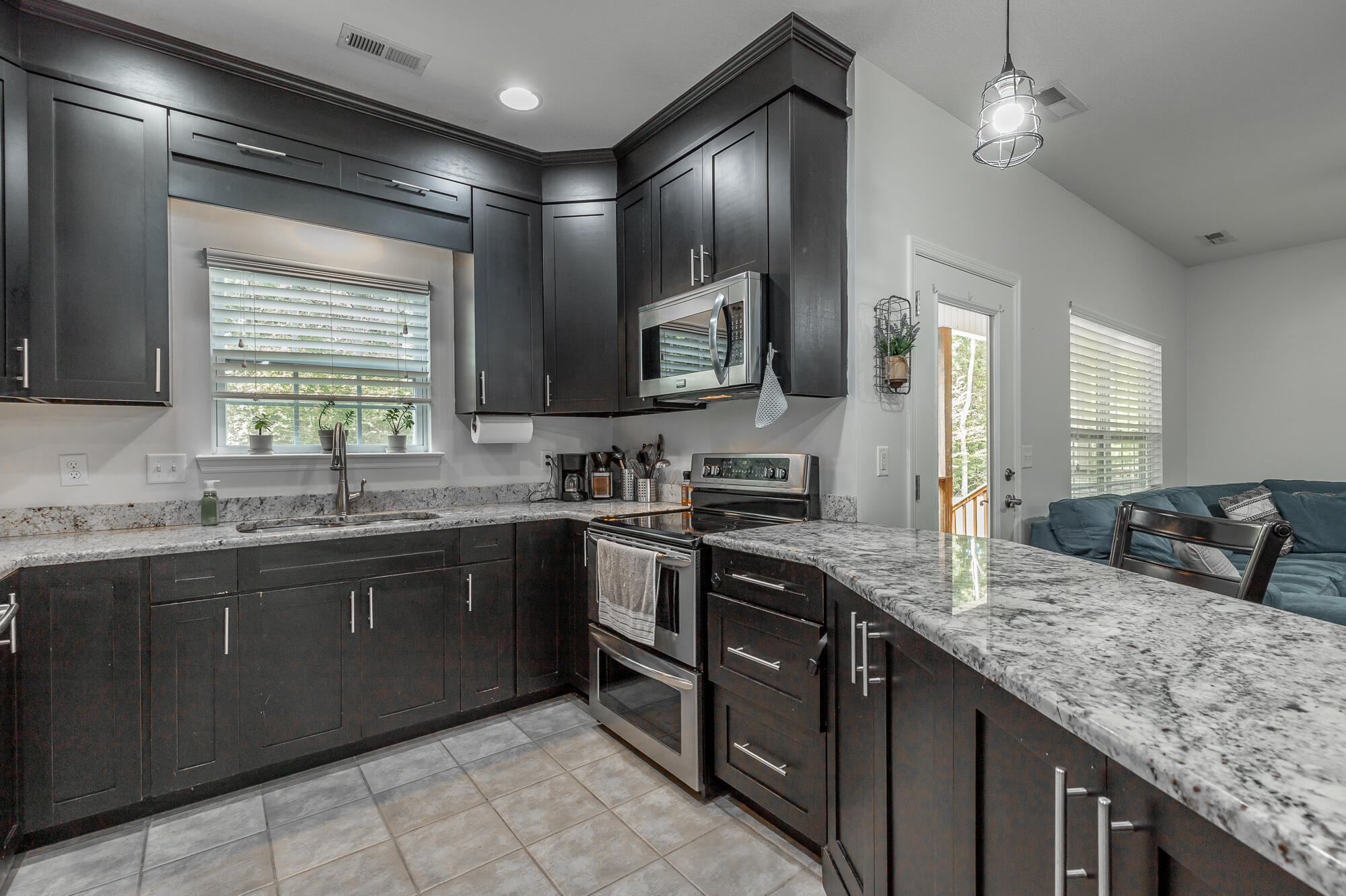 236 Foster Lane Ringgold, GA 30736 - Photo 6 of 48 Kitchen