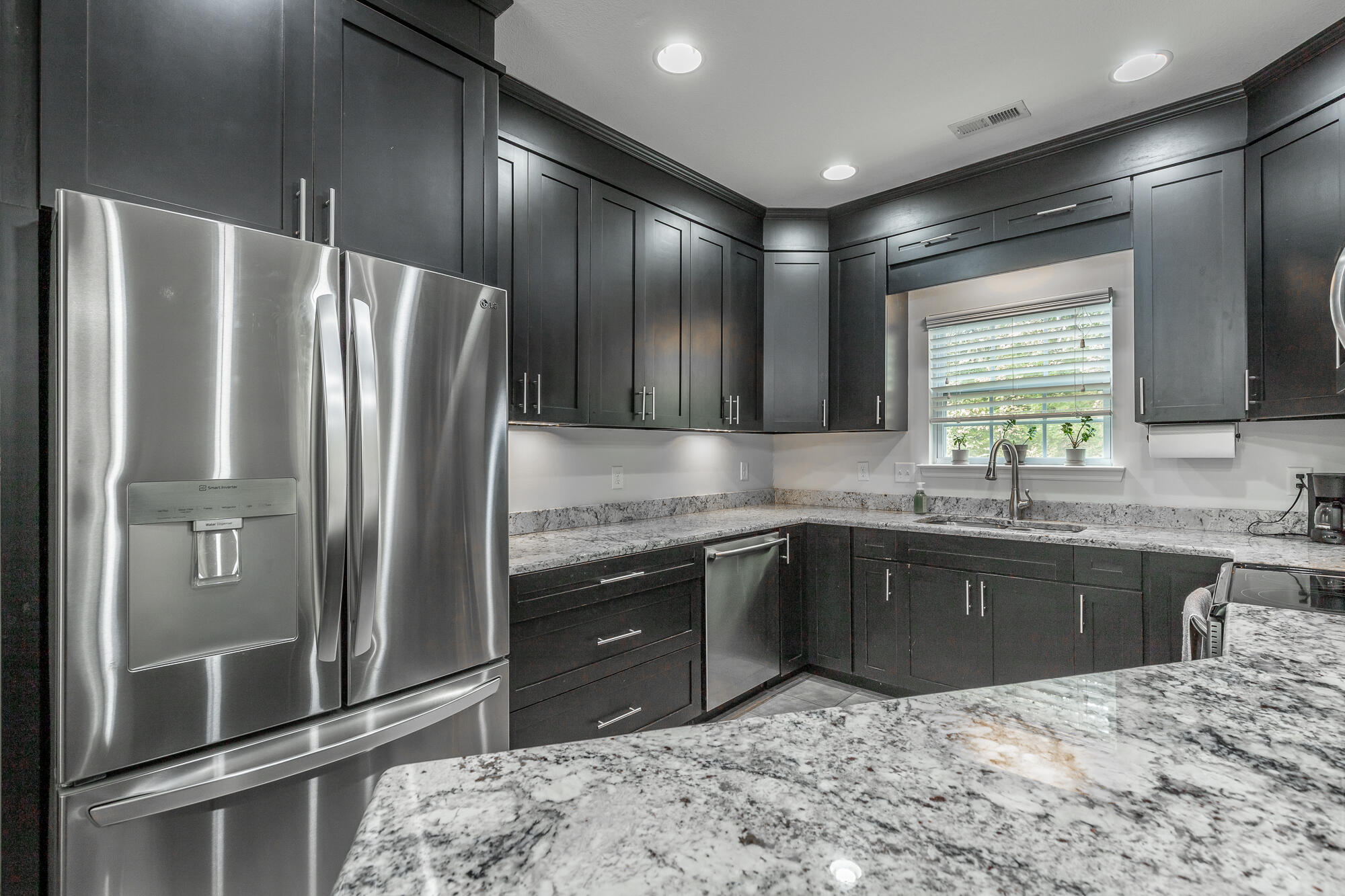 236 Foster Lane Ringgold, GA 30736 - Photo 7 of 48 Kitchen