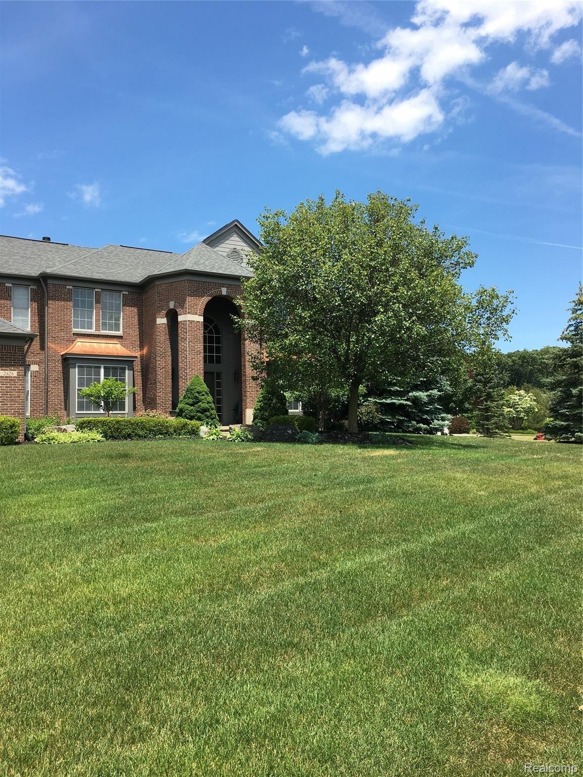 2428 Andover Boulevard Rochester, MI 48306 - Photo 62 of 64 IMG_3007.JPG