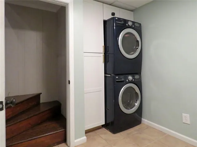 $502,500 | 203 Angla Drive Southeast, Smyrna, GA 30082