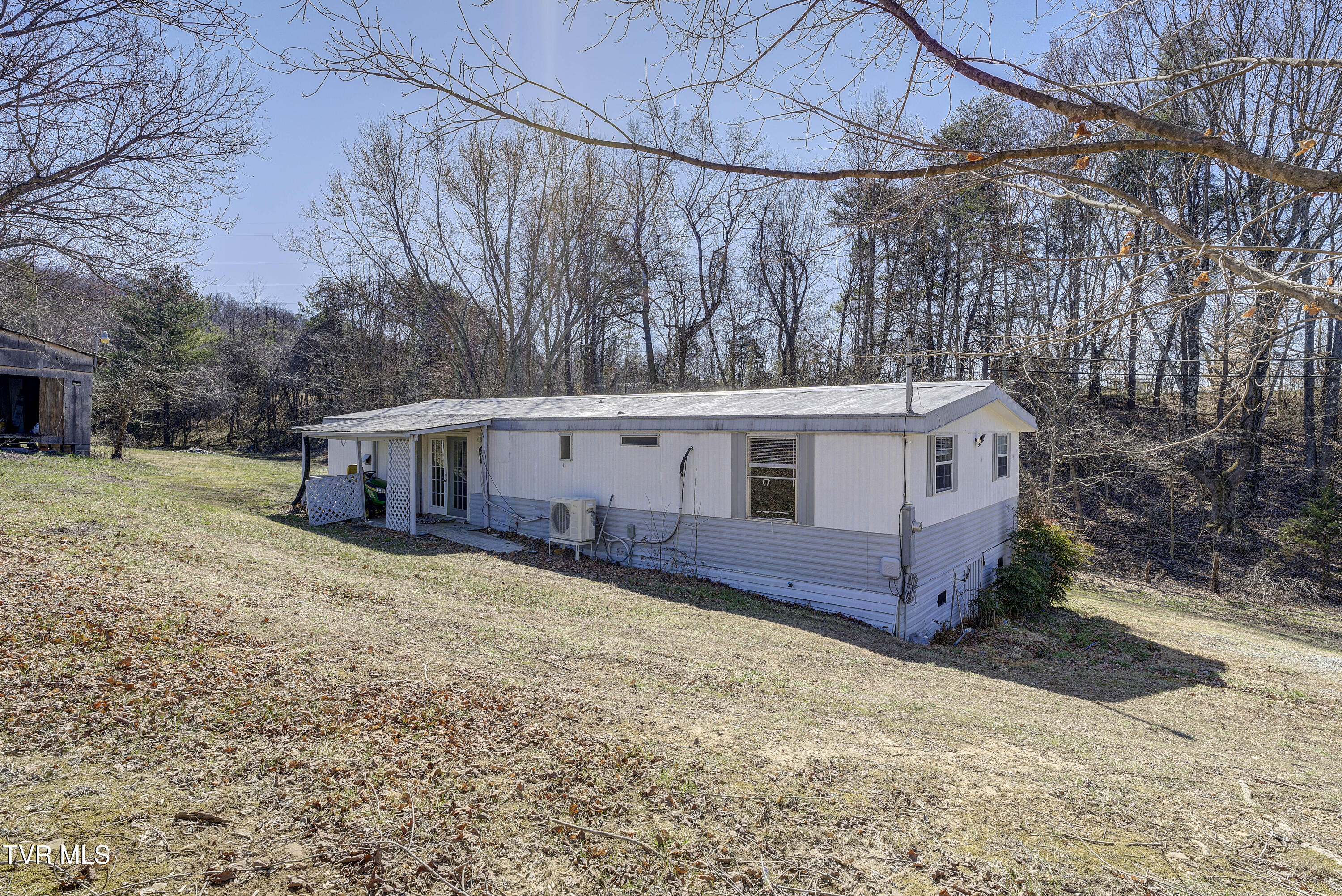646 Conklin Road Jonesborough, TN 37659 - Photo 2 of 38 Conklin-25