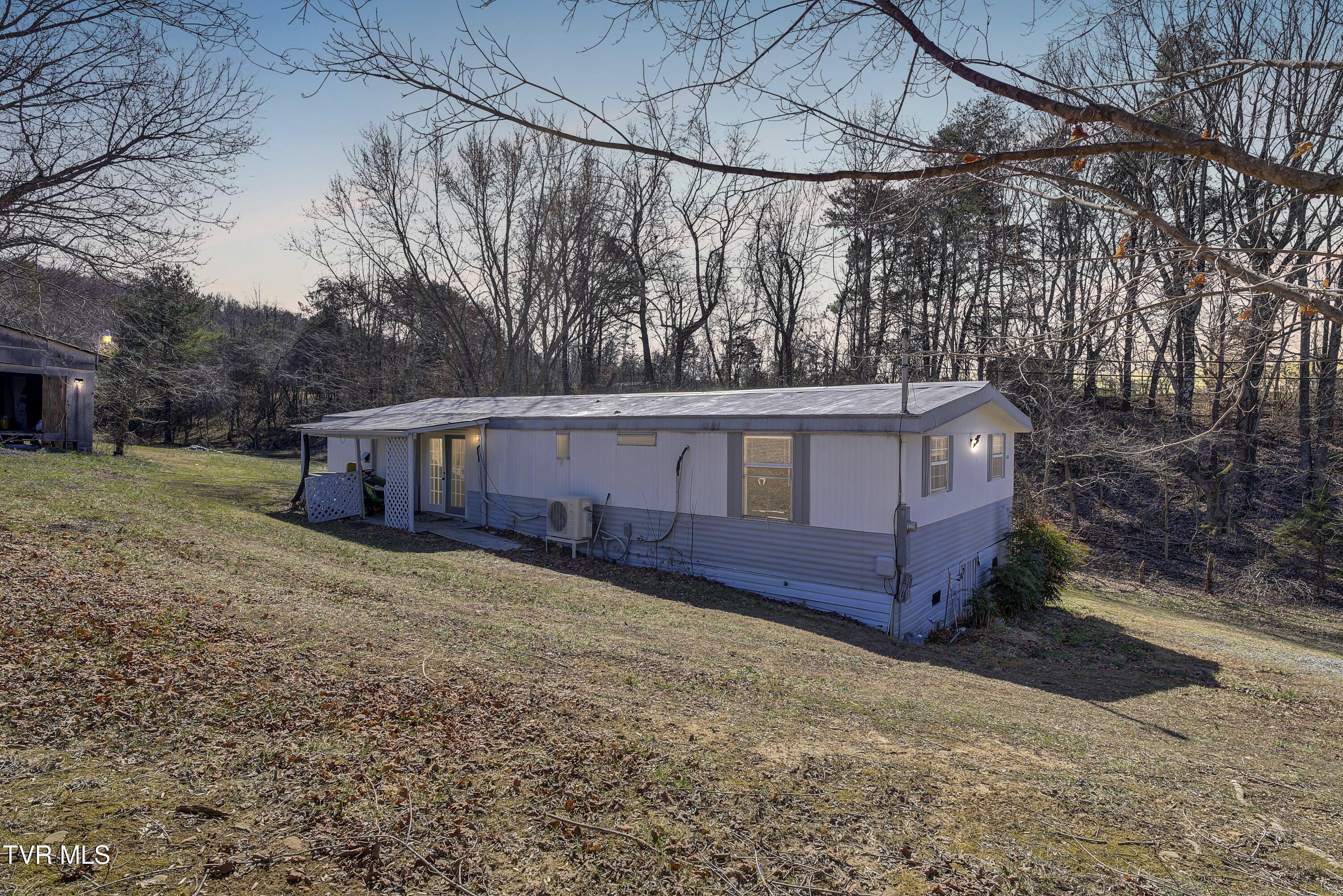 646 Conklin Road Jonesborough, TN 37659 - Photo 3 of 38 ConklinTWI