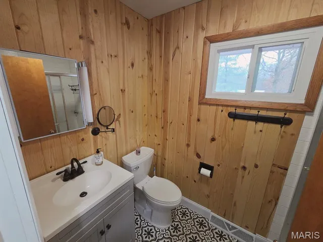 $245,000 | 210 State Highway North, Ewing, MO 63440