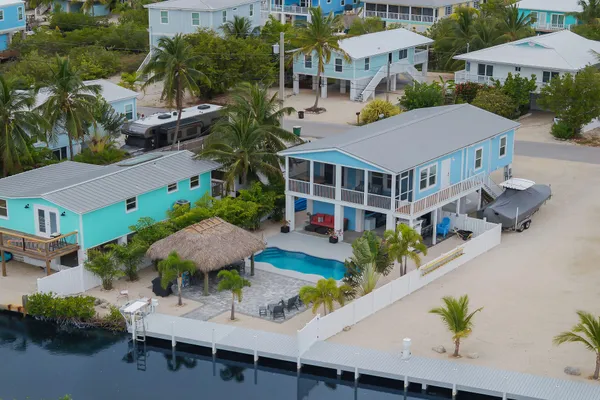 $1,599,900 | 559 Powell Avenue, Summerland Key, FL 33042