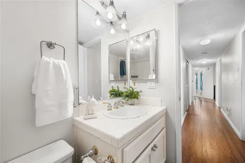 $730,000 | 1425 2nd Street, Unit 301, Long Beach, CA 90802