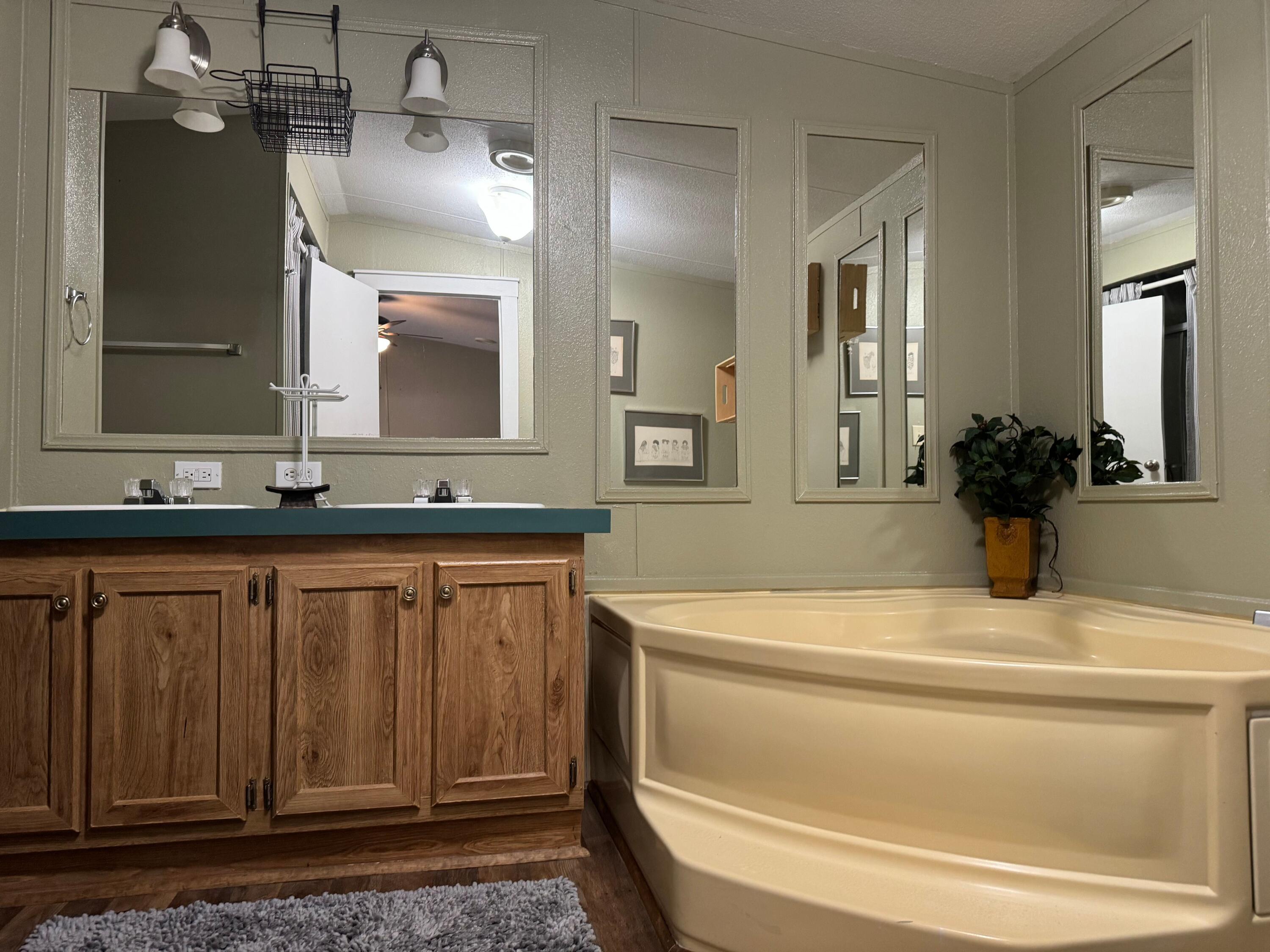 319 Pipers Landing Road DeFuniak Springs, FL 32433 - Photo 31 of 47 Piper Hicks-59