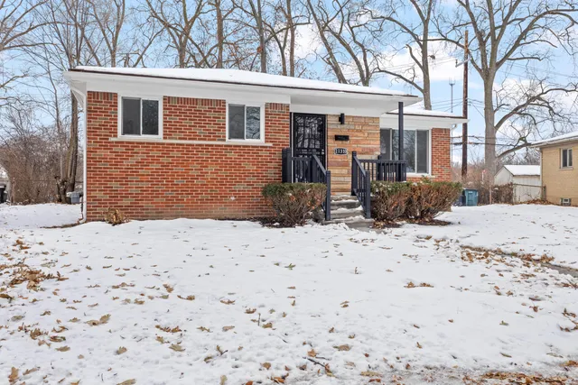 $264,900 | 21310 Gardner Street, Oak Park, MI 48237