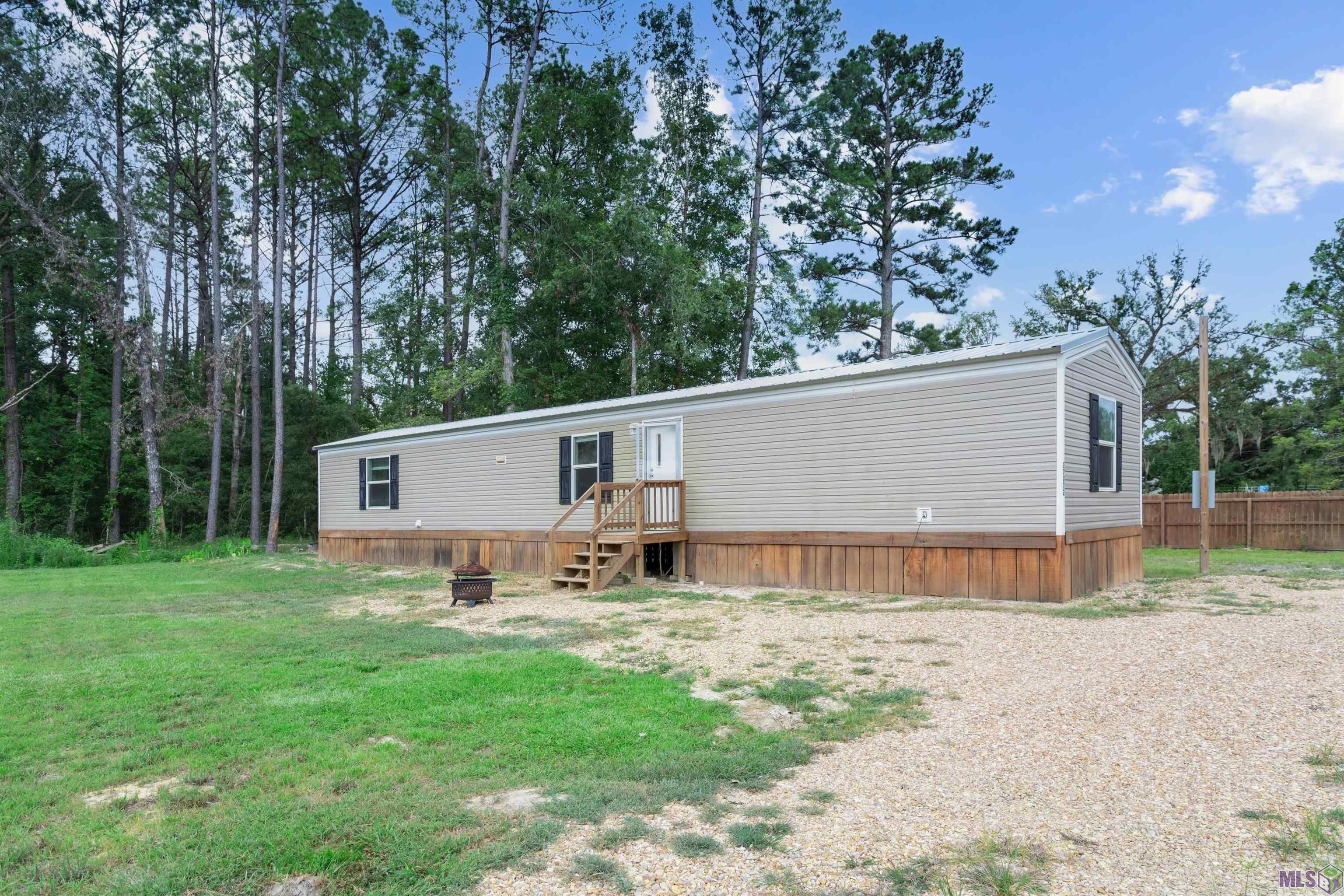 27272 Patterson Road Springfield, LA 70462 - Photo 3 of 14 Gallery Image 3