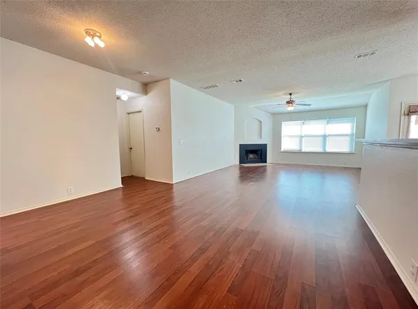 $1,995 | 4701 Napa Valley Drive, Denton, TX 76226