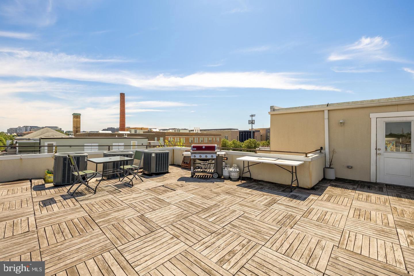 220 P Street Northwest, Unit 4 Washington, DC 20001 - Photo 31 of 44 Rooftop shared with only three units