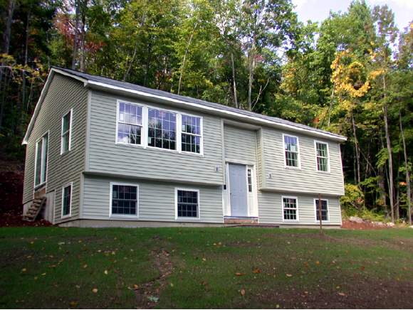 7 White Birch Road Henniker, NH 03242 - Photo 1 of 3