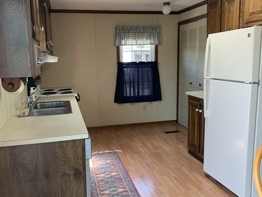 10 Queens Road Attleboro, MA 02703 - Photo 17 of 21 Gallery Image 17